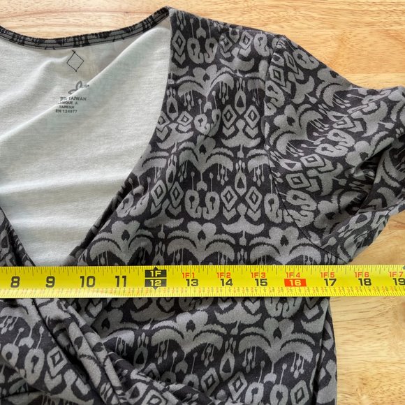 Prana Printed V-Neck Faux Wrap Twist Front Dress Black Grey Stretch Size Medium - Picture 7 of 8